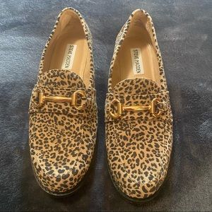 Steve Madden Loafers size 7.5 in leopard print!